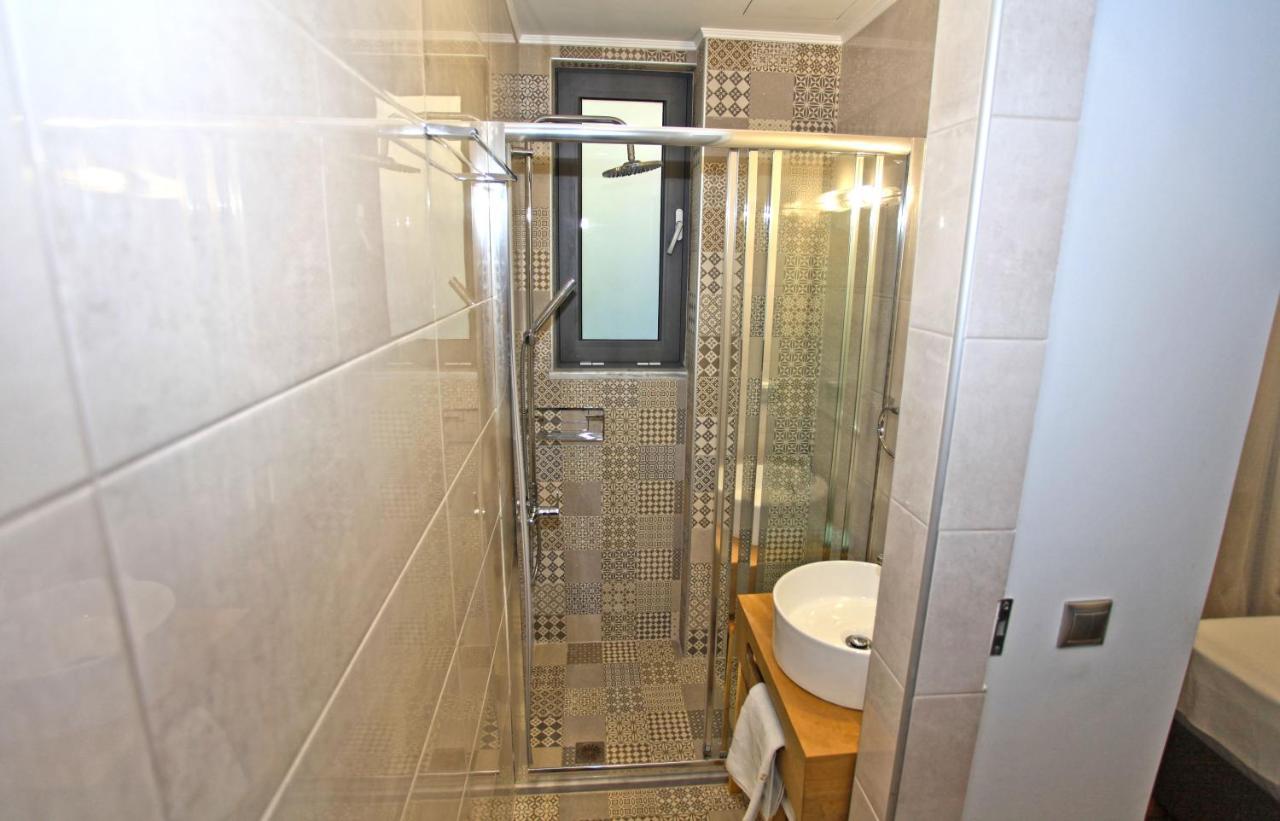 Alexiszorba Villa Plaka  Luaran gambar